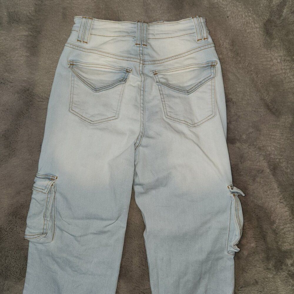 Akira High Rise Distressed Cargo Jeans Size 5 - Picture 7 of 8
